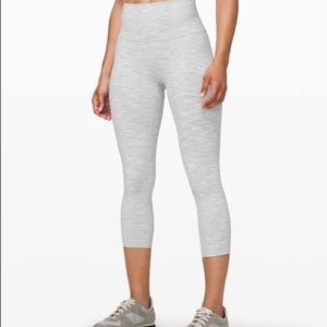 Lululemon wunder under crop(high rise) capris